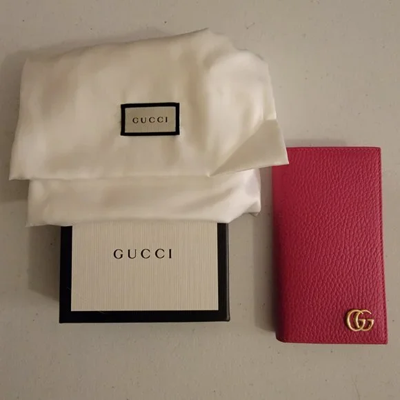 Authentic Gucci GG Marmont iphone 7/8 Wallet Case - Picture 7 of 7